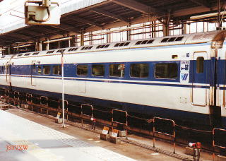JR西日本　0系新幹線　25-3904　シネマカー